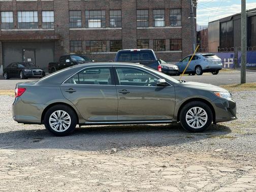 2014 Toyota Camry SE Sport