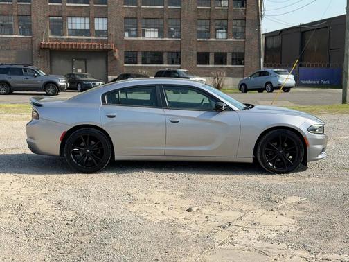2018 Dodge Charger SXT