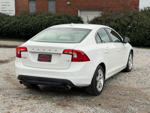 2012 Volvo S60 T5