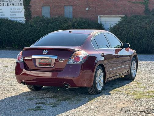 2011 Nissan Altima 3.5 SR