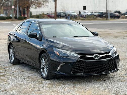 2016 Toyota Camry XLE