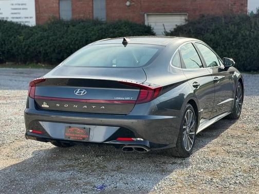 2022 Hyundai SONATA Limited