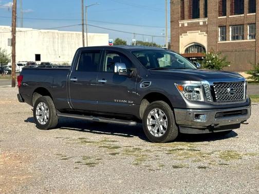 2018 Nissan Titan XD SL