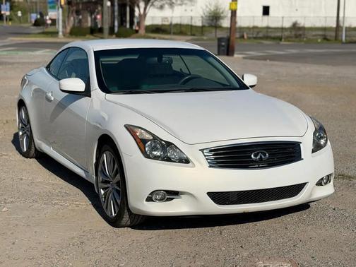 Moonlight White 2012 INFINITI G37 Base