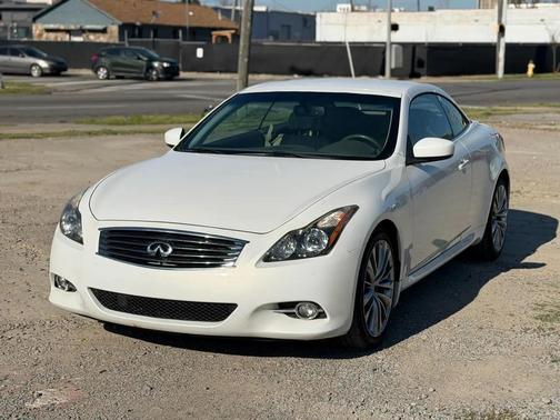 Moonlight White 2012 INFINITI G37 Base