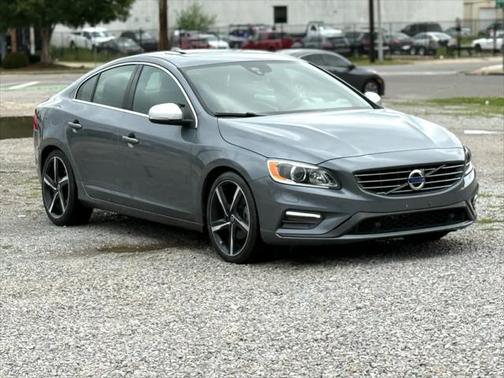 2016 Volvo S60 T5 R-Design Special Edition