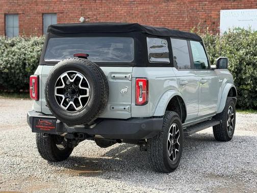 2022 Ford Bronco Outer Banks