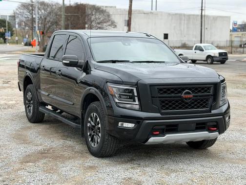 2021 Nissan Titan Platinum Reserve