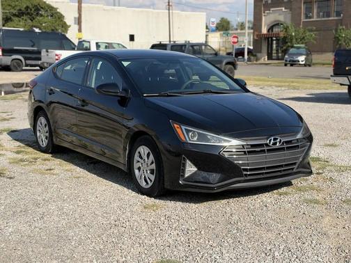 Phantom Black 2019 Hyundai ELANTRA SE