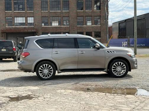 2016 INFINITI QX80 Base