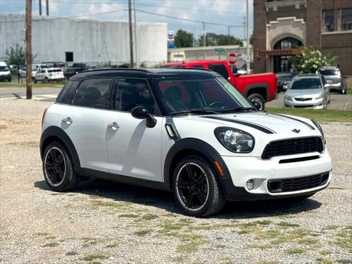 2012 MINI Cooper S Countryman Base