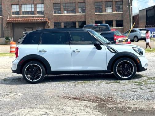 2012 MINI Cooper S Countryman Base