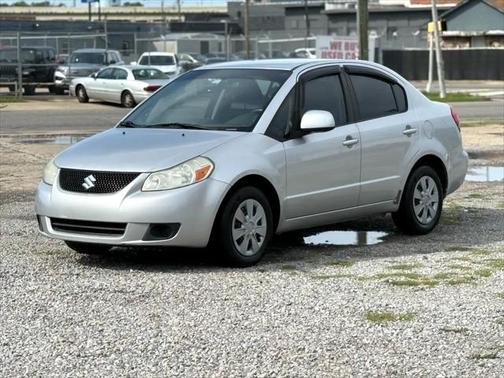 2010 Suzuki SX4 LE Popular