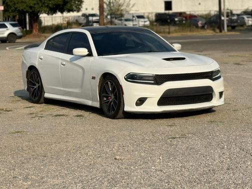 2016 Dodge Charger R/T Scat Pack