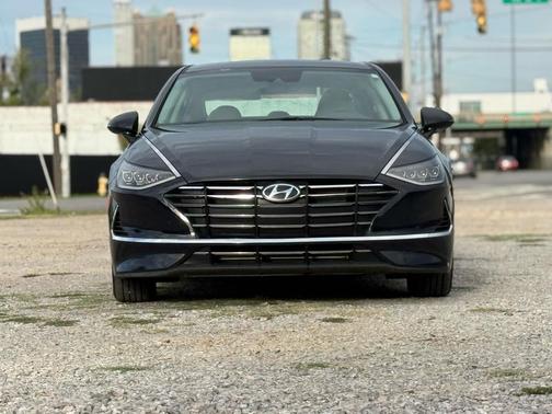 2023 Hyundai SONATA SE