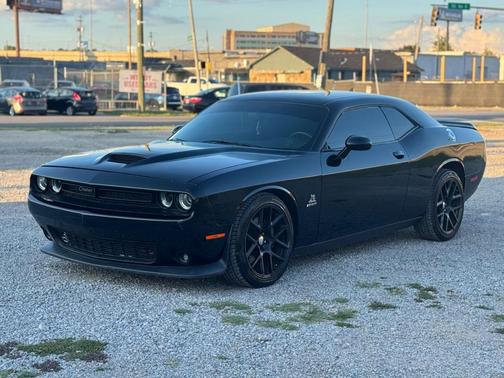 2016 Dodge Challenger R/T Scat Pack