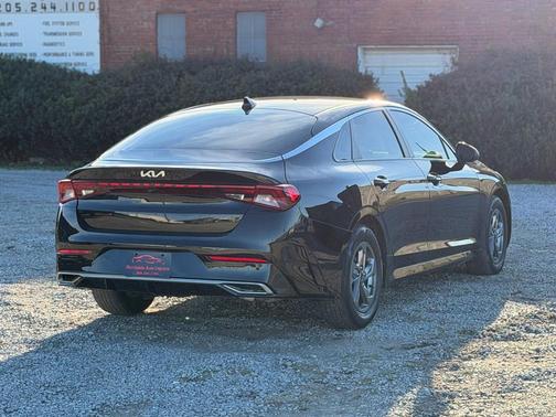 2022 Kia K5 LXS
