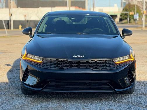 2022 Kia K5 LXS