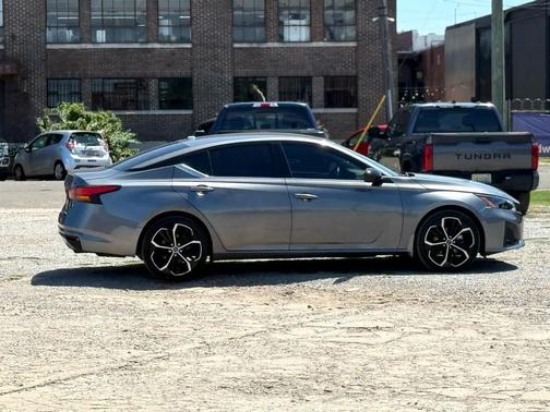 2024 Nissan Altima SR FWD
