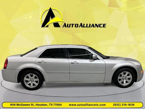 Silver 2007 Chrysler 300 Base