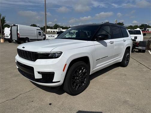 2025 Jeep Grand Cherokee L Summit Reserve