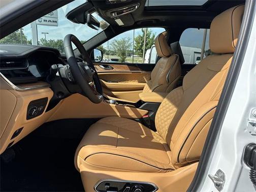 2025 Jeep Grand Cherokee L Summit Reserve