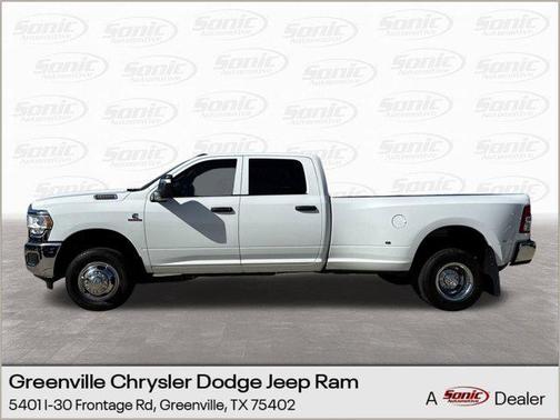 2024 RAM 3500 Tradesman Crew Cab 4x4 8' Box