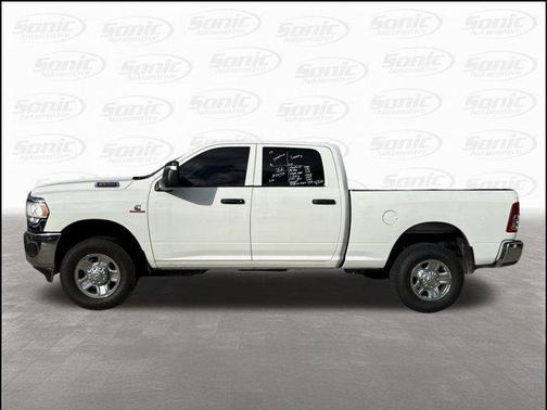 2024 RAM 2500 Tradesman Crew Cab 4x4 6'4' Box