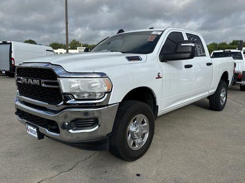2024 RAM 2500 Tradesman Crew Cab 4x4 6'4' Box