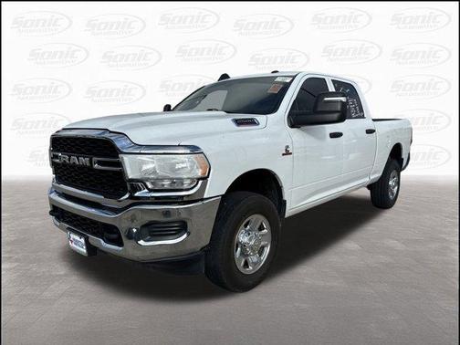 2024 RAM 2500 Tradesman Crew Cab 4x4 6'4' Box