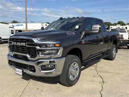 2025 RAM 2500 Tradesman Crew Cab 4x4 6'4' Box