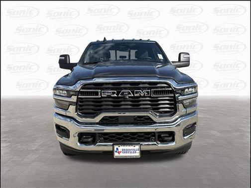 2025 RAM 2500 Tradesman Crew Cab 4x4 6'4' Box