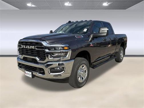 2025 RAM 2500 Tradesman Crew Cab 4x4 6'4' Box