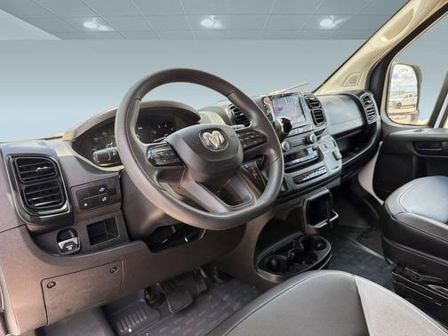 Bright White Clearcoat 2024 RAM ProMaster 2500 Tradesman