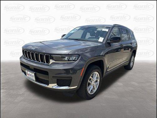 2022 Jeep Grand Cherokee L Laredo