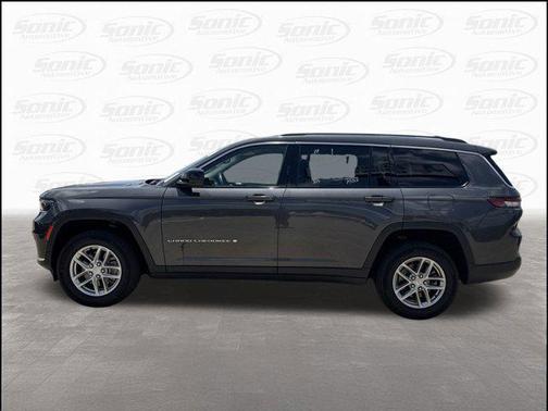2022 Jeep Grand Cherokee L Laredo