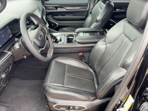 2024 Jeep Wagoneer Series I 4x2