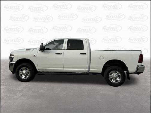2025 RAM 2500 Tradesman Crew Cab 4x4 6'4' Box