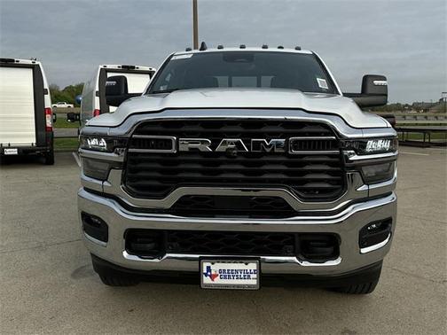 2025 RAM 2500 Tradesman Crew Cab 4x4 6'4' Box