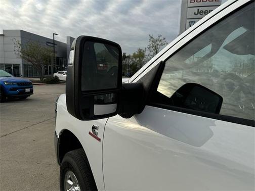 2025 RAM 2500 Tradesman Crew Cab 4x4 6'4' Box