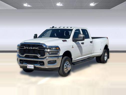 2026 RAM 3500 Tradesman Crew Cab 4x4 8' Box