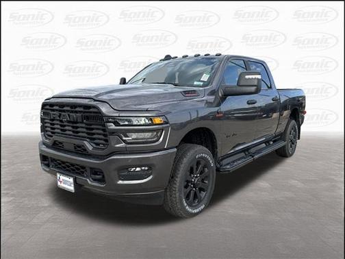 2025 RAM 2500 Big Horn Crew Cab 4x4 6'4' Box