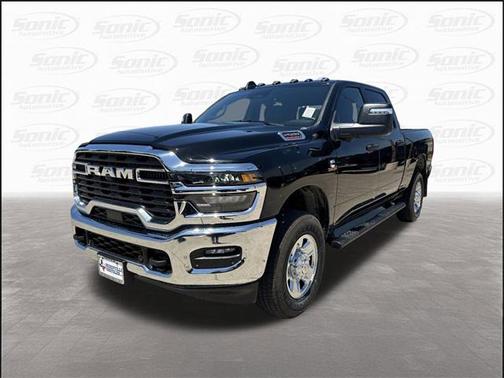 2025 RAM 2500 Tradesman Crew Cab 4x4 6'4' Box