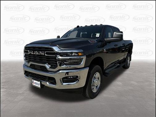 2025 RAM 2500 Tradesman Crew Cab 4x4 6'4' Box