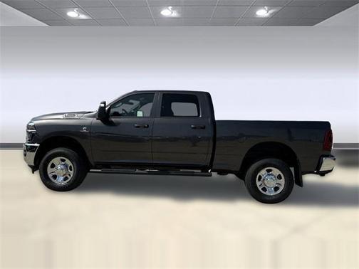 2025 RAM 2500 Tradesman Crew Cab 4x4 6'4' Box