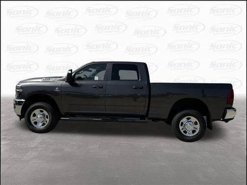 2025 RAM 2500 Tradesman Crew Cab 4x4 6'4' Box