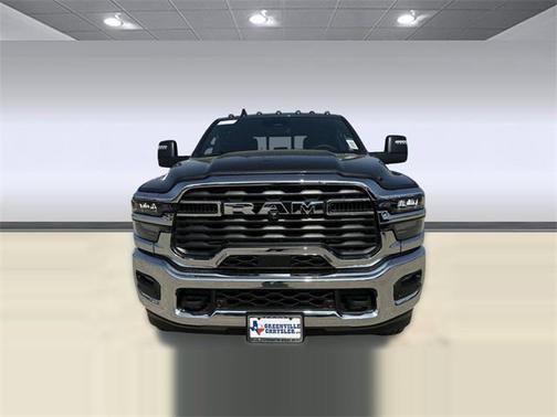 2025 RAM 2500 Tradesman Crew Cab 4x4 6'4' Box