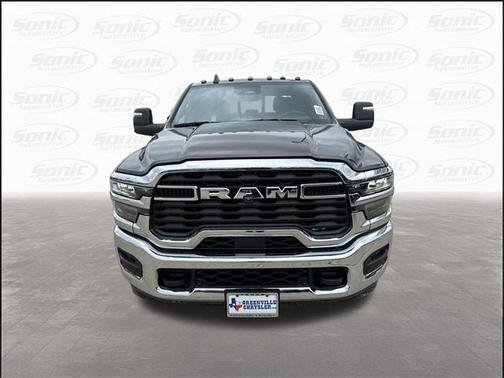 2025 RAM 2500 Tradesman Crew Cab 4x4 6'4' Box