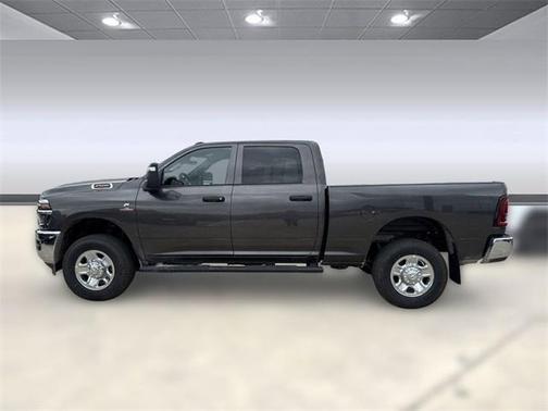 2025 RAM 2500 Tradesman Crew Cab 4x4 6'4' Box