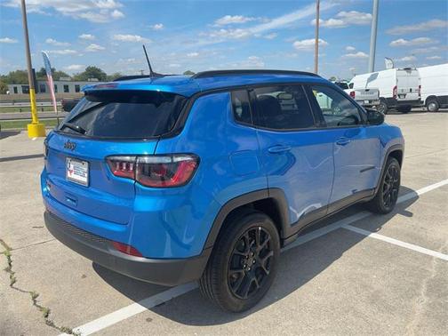 2025 Jeep Compass Latitude